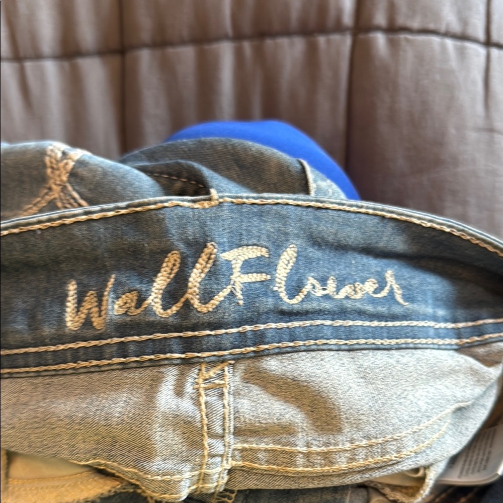 WallFlower Light Blue Denim Jeans